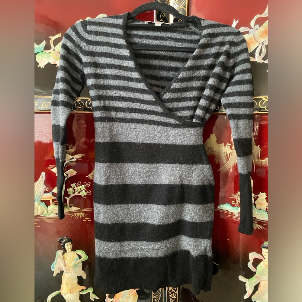 Ann Taylor LOFT Petites Black and Gray Merino Wool Dress, Size S